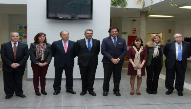 La Asociación Nuevo Horizonte recibe al Viceconsejero de Familia y Asuntos Sociales y al Alcalde de Las Rozas