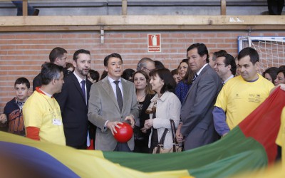 Ignacio González entrega los premios de la Federación Autismo Madrid