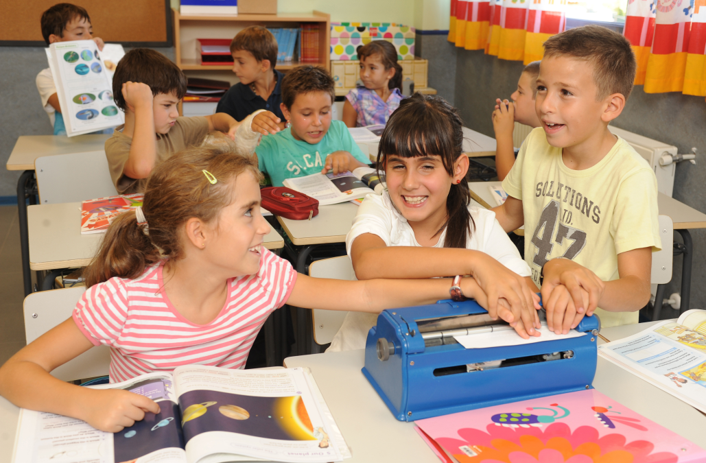 Fundación ONCE lanza una encuesta sobre la incidencia de la enseñanza bilingüe en alumnos con necesidades especiales