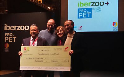 Fundación AUCAVI recibe el premio Solidario de AMVAC
