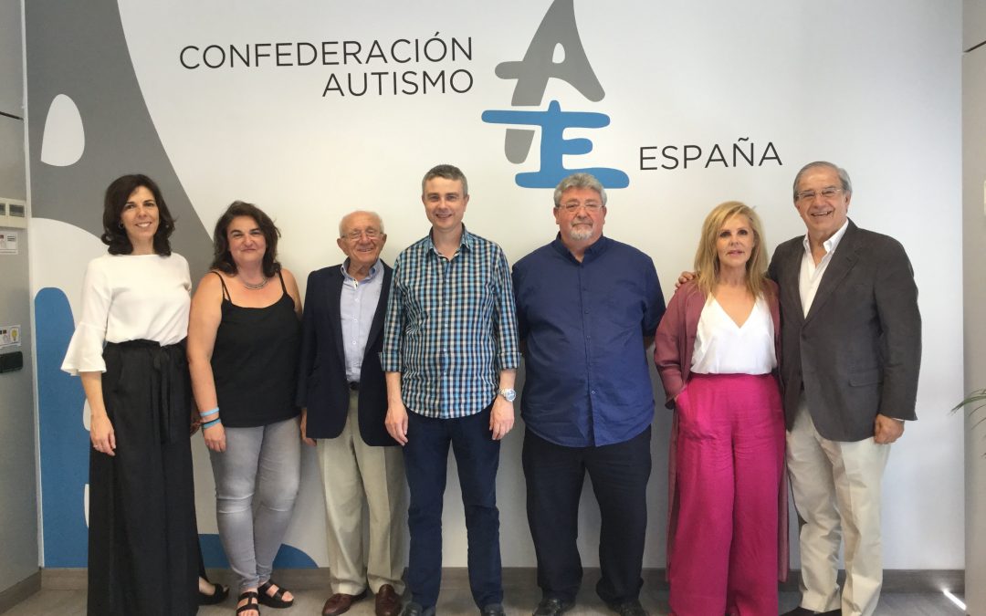 Autismo España renueva su junta directiva