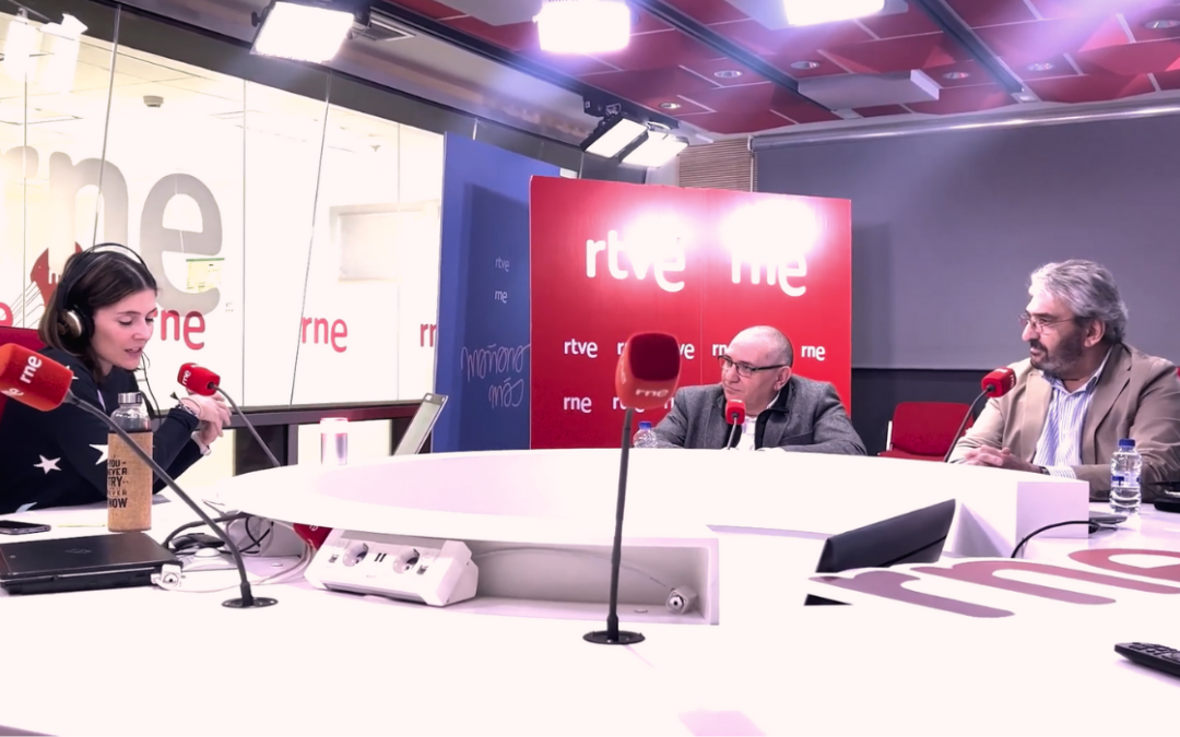 Entrevista a Óscar Moral y Alfonso Arnaiz en Radio Nacional de España con motivo del XXV aniversario de CERMI